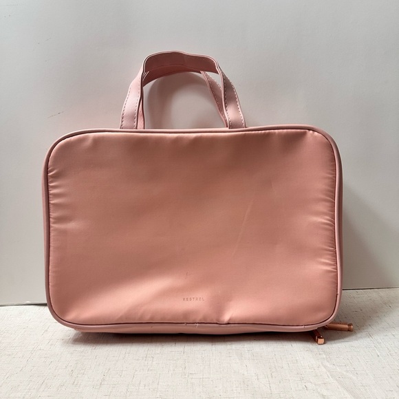 Kestrel Pink Travel Bag - Picture 1 of 9
